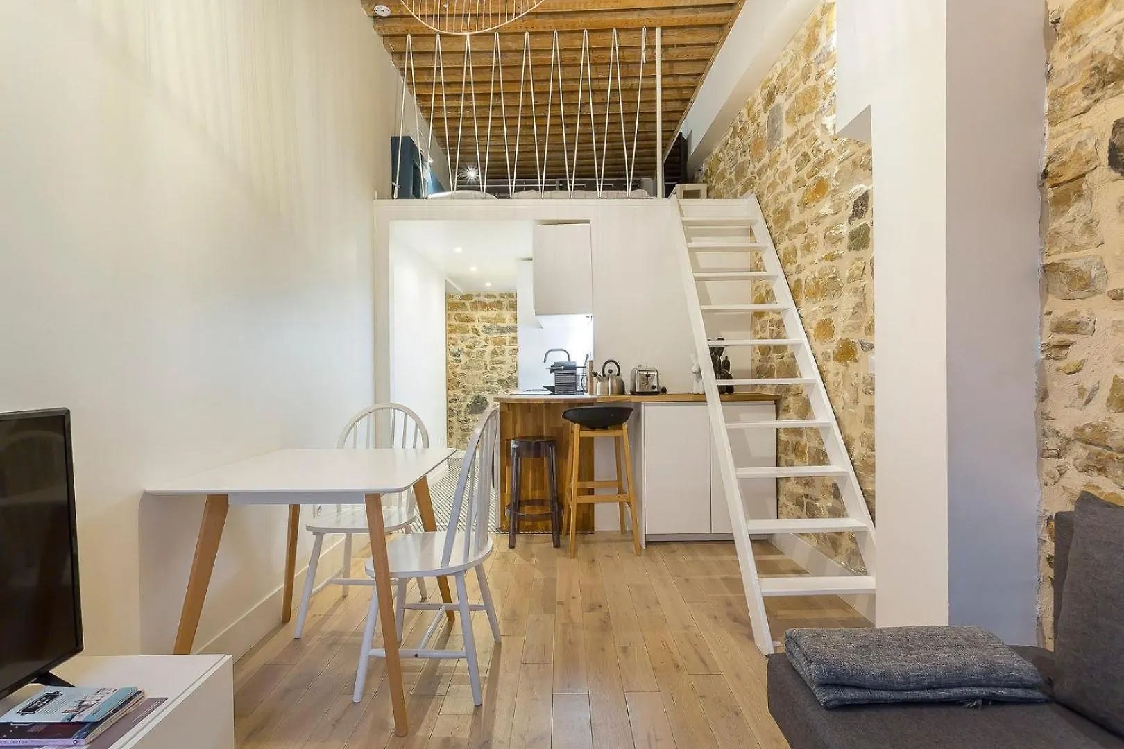 Hamac Suites - Studio Ainay 4 - Hyper Centre Lyon 0*,  France