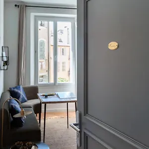 https://cmg-marseille-maison-pagnol.fr-provencehotel.com